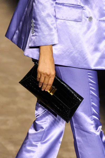 Look 96